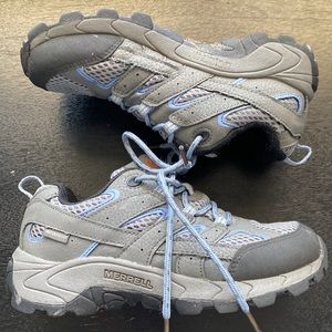 Merrell shoes kids size 1